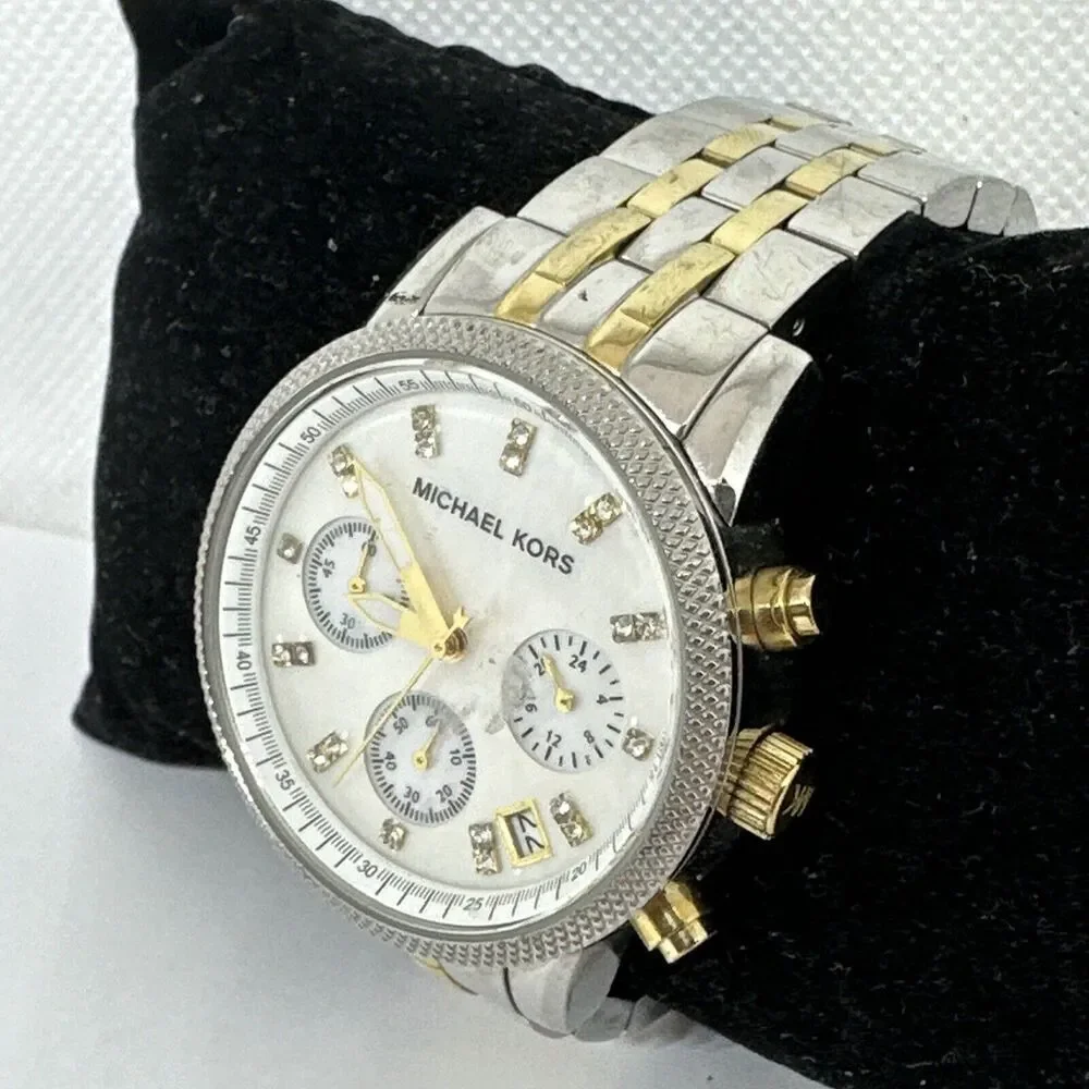 Michael Kors Ritz MK5057 Women's Silver Stainless Steel Analog Dial Watch NUL58